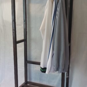 CLOTHING RACK
